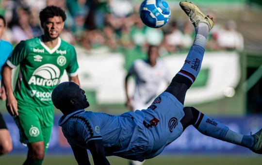 Chapecoense x Vitória: onde assistir, prováveis escalações e arbitragem