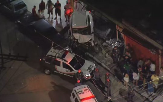 Motorista bêbado atropela e mata duas crianças que brincavam na calçada, na Grande SP