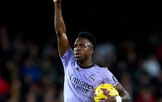 Vini Jr se posiciona após caso de preconceito contra Lamine Yamal e pede união contra discriminação