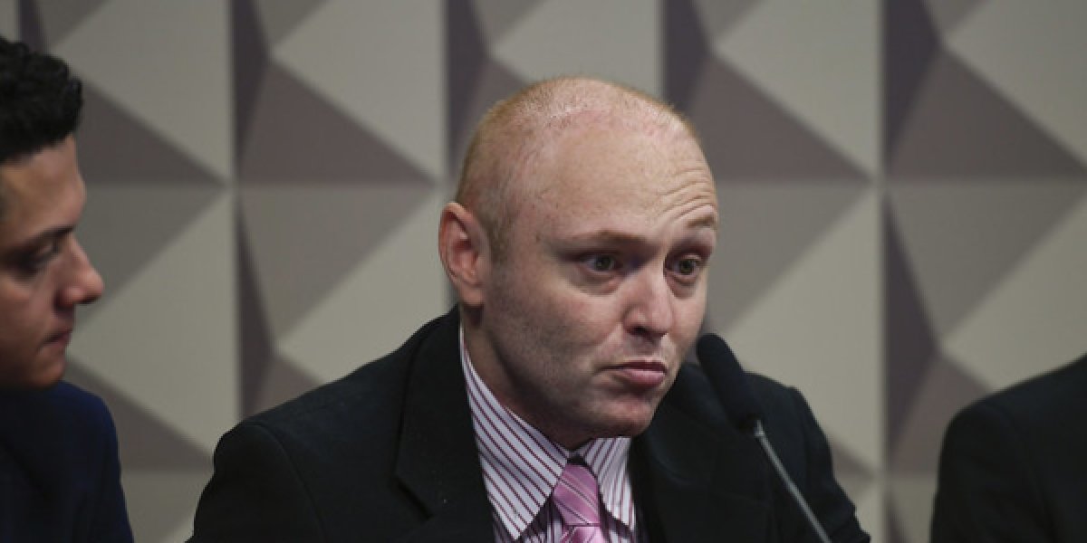 Hacker Delgatti tem pena reduzida por Moraes após nota alta no Enem