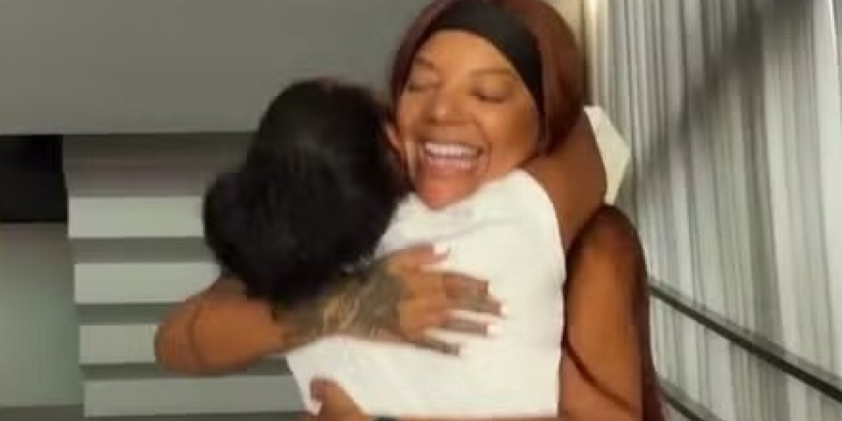 Reconhecimento: Ludmilla dá iPhone 17 Pro Max para babá da sua filha