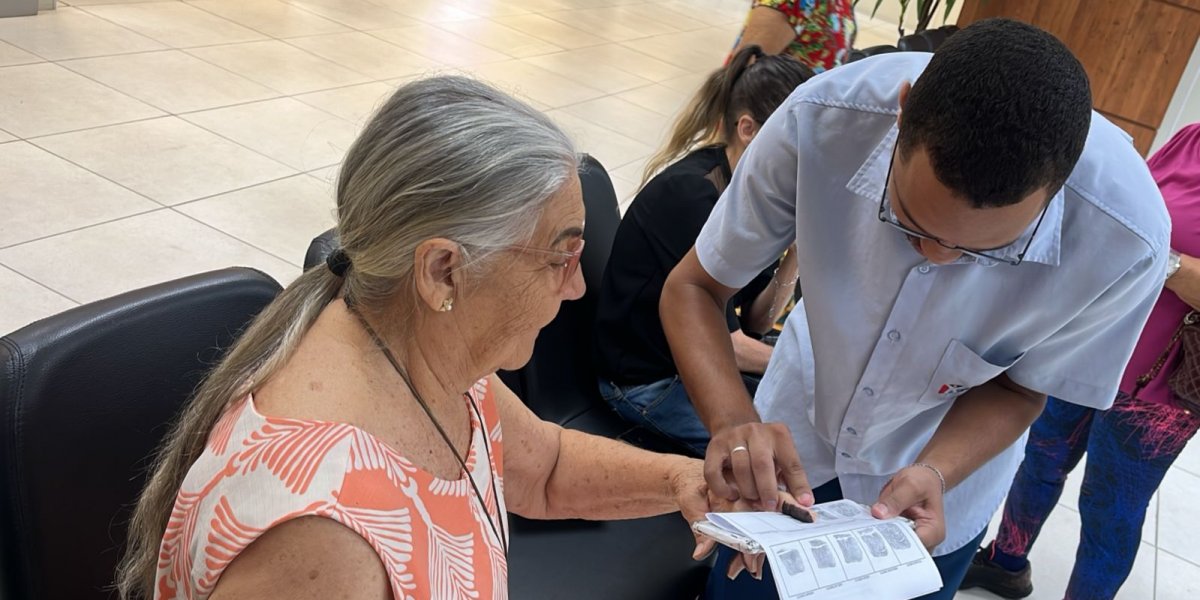 SAC realiza ação para retirada gratuita da nova carteira de identidade para idosos neste sábado (11)