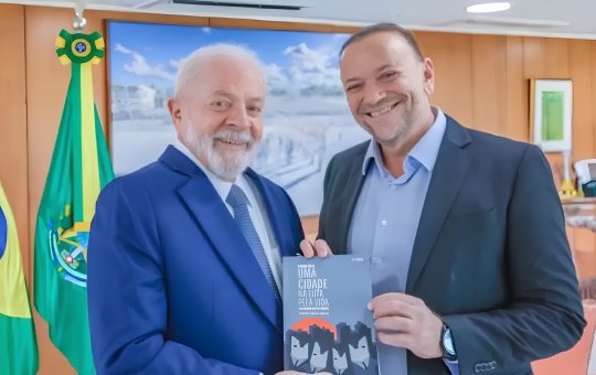 'Lula é candidato', afirma presidente do PT após mandatário falar que ainda não sabia se iria se concorrer à reeleição