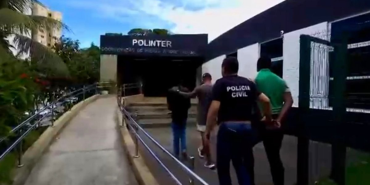 Dois suspeitos de homicídio são presos em rodoviária de Salvador durante tentativa de fuga