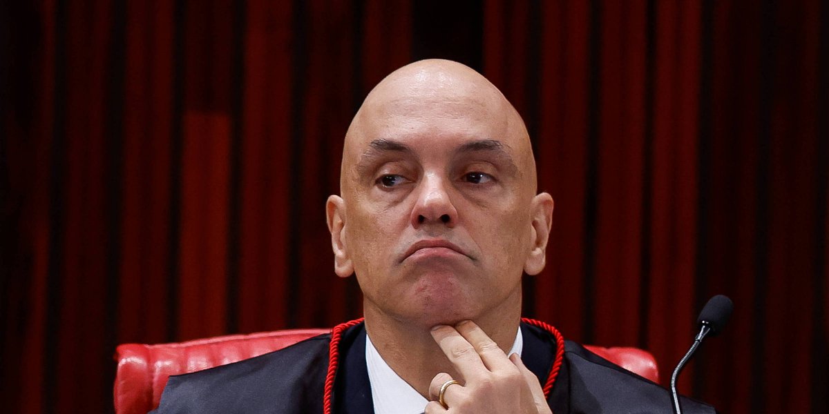 Moraes ignora repórter após palestra e afirma: “não estou falando com a imprensa”