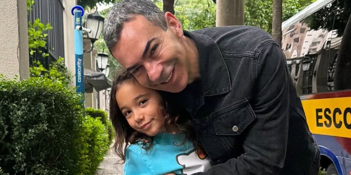 César Tralli se despede da filha de 6 anos e cena fofa viraliza nas redes