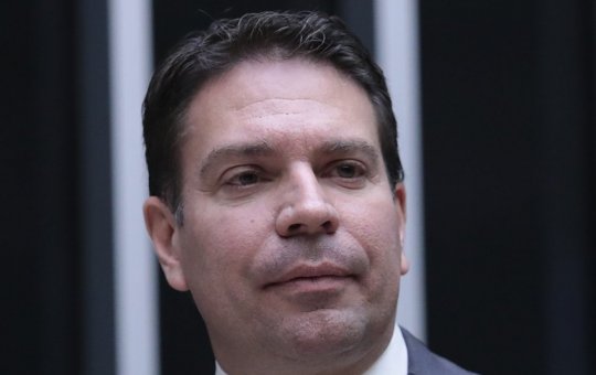 Após prisão pelo ICE, Alexandre Ramagem é solto nos EUA