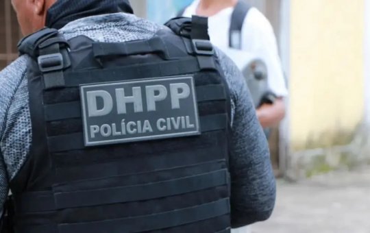 Jovem mata mãe a facadas e é linchado por moradores em Salvador