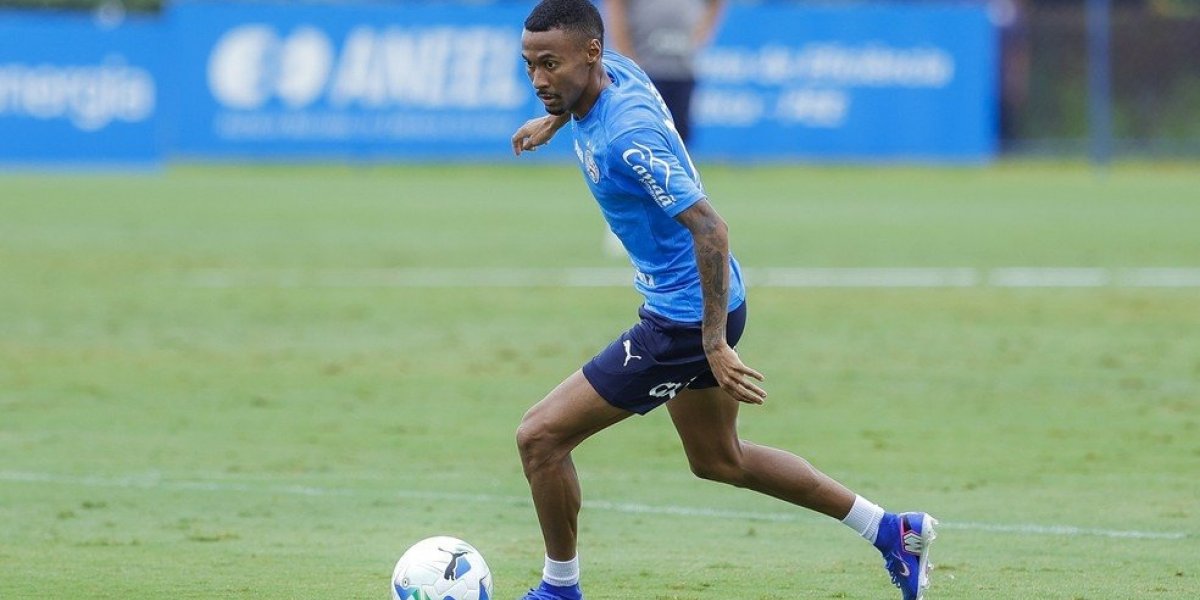 Bahia ganha dois reforços para duelo contra o Flamengo; veja lista de relacionados