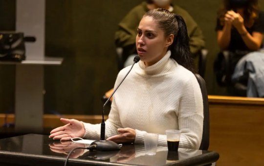 Mãe de Henry Borel, Monique Medeiros se entrega à polícia no Rio de Janeiro