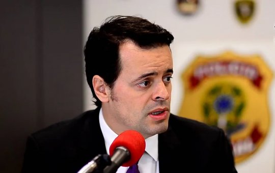 EUA determinam saída de delegado brasileiro após prisão de Alexandre Ramagem