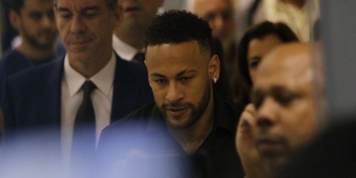 Supremo Tribunal da Espanha absolve Neymar em acusação de irregularidades na contratação pelo Barcelona