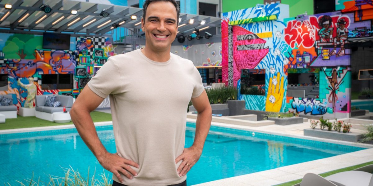 Após fim do BBB 26, Tadeu Schmidt aparece abatido e comenta: 'Cansaço que eu não senti em nenhum dia'