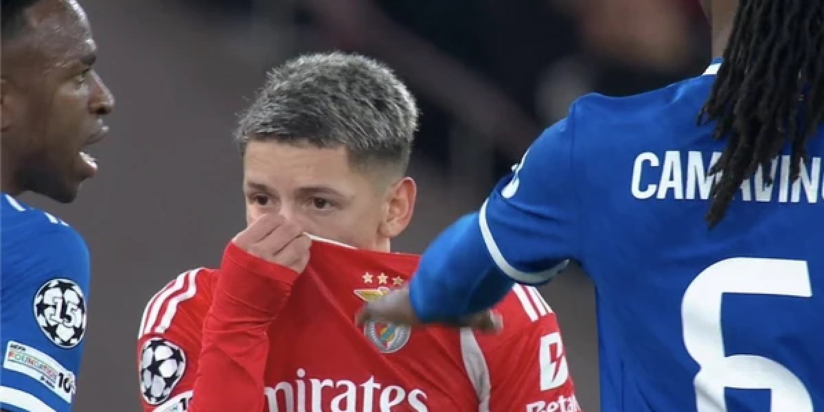 UEFA pune Prestianni com seis jogos por racismo contra Vini Jr na Champions League