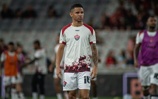 Erick, atacante do Vitória