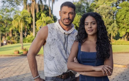 Bella Campos fala pela primeira vez sobre treta com Cauã Reymond e expõe bastidores de “Vale Tudo”