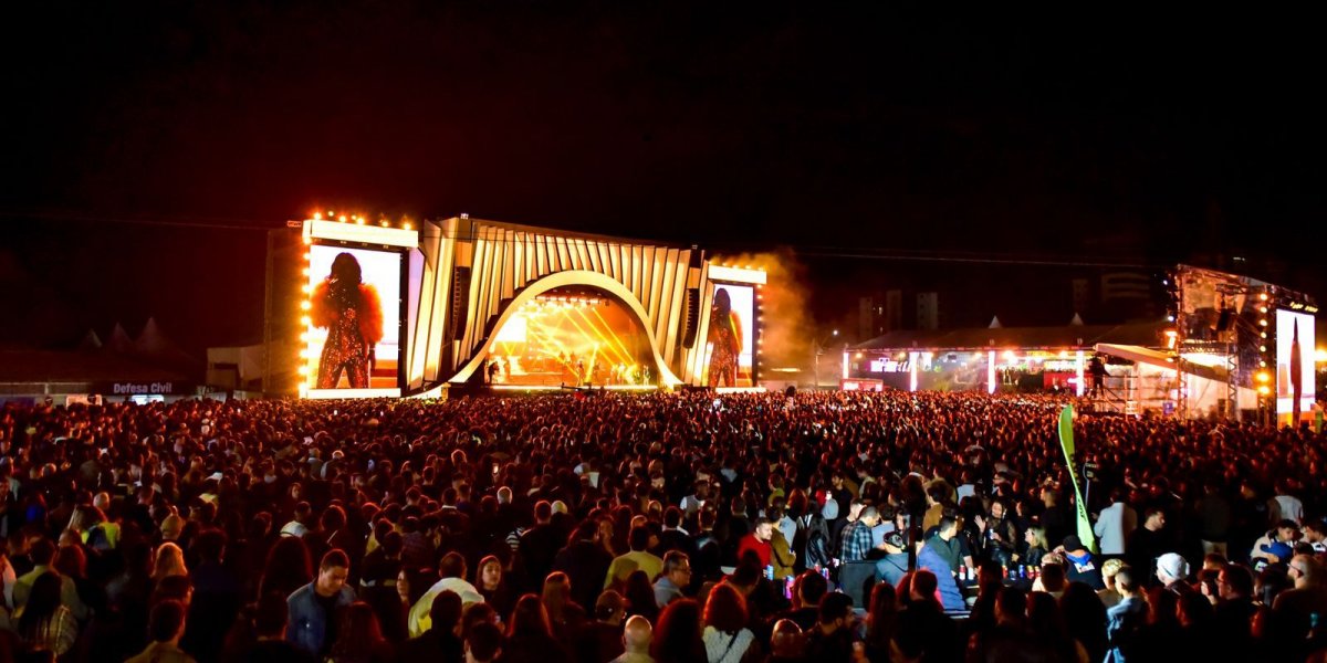 O Festival de Inverno Bahia (FIB) anuncia início das vendas no escuro