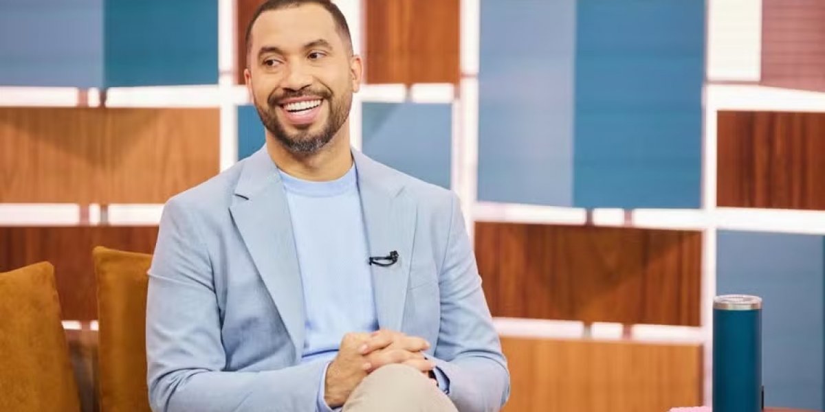 Gil do Vigor comenta como foi voltar a frequentar igreja após se assumir gay no BBB: 'Comecei a marcar encontro com meninas'