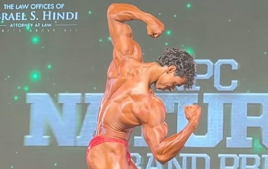 Carla Perez impressiona ao mostrar filho em campeonato de fisiculturismo