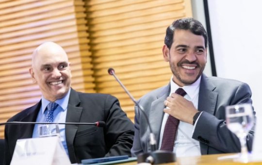 Rejeitado no Senado, Jorge Messias fala com ministros do STF e ignora ligação de Moraes