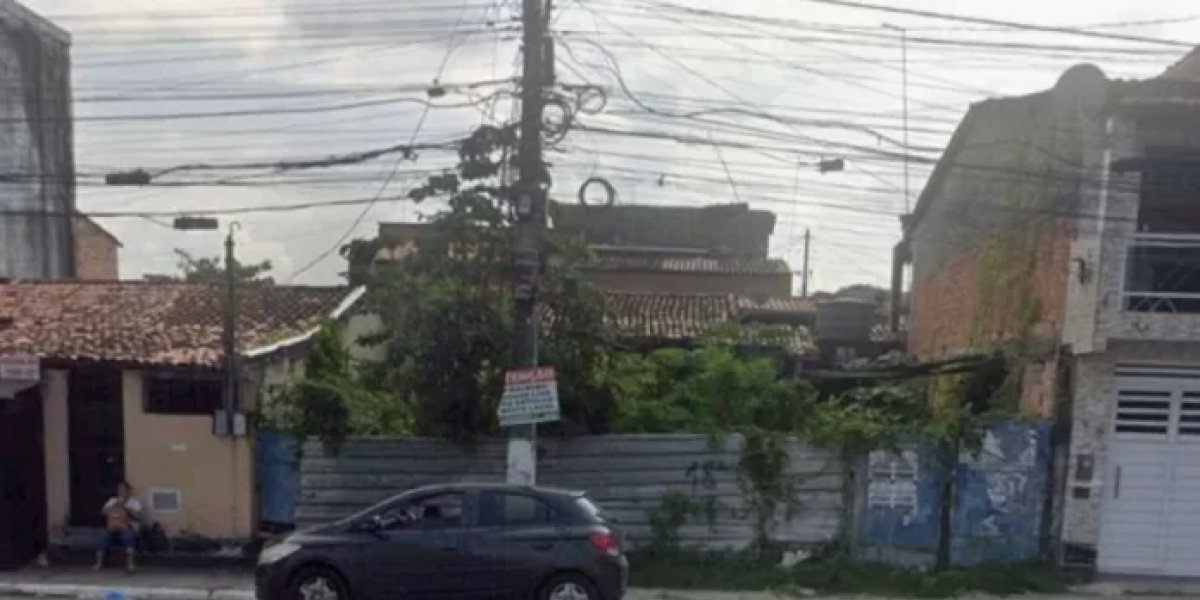 Corpo sem cabeça é encontrado dentro de saco plástico em Dias d’Ávila