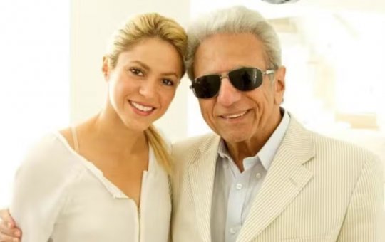 Shakira deixa o Rio às pressas após a internação do pai