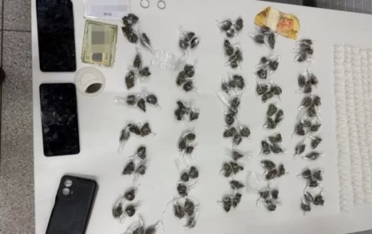 Rondesp RMS prende dois suspeitos por tráfico de drogas em Simões Filho