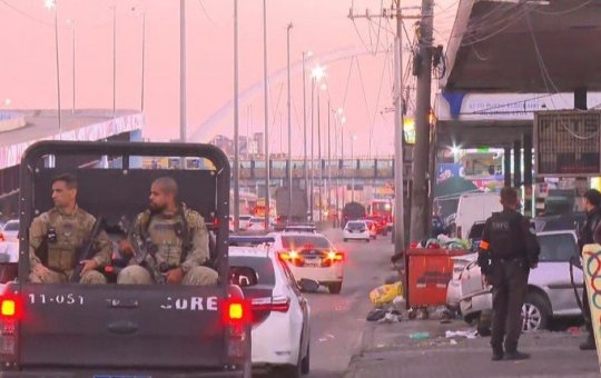 Operação policial na Maré, no Rio de Janeiro, deixa morto e fecha 41 escolas