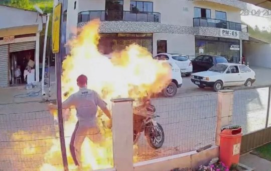 Morre mãe que sofreu queimaduras após filho atear fogo em motocicleta