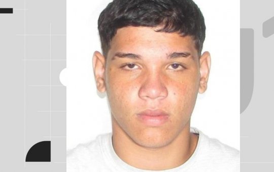 Jovem é baleado 11 vezes enquanto conversa com amigos em frente de casa no Piauí