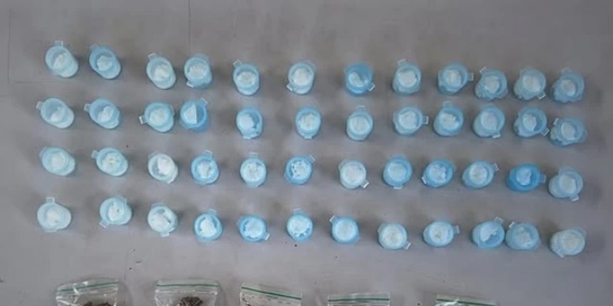 PM apreende grande quantidade de drogas abandonada por suspeitos em Cajazeiras