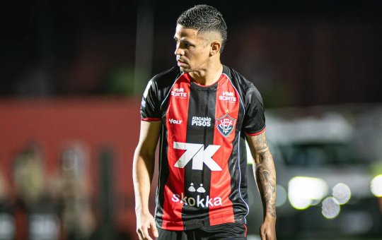 STJD reduz punição de Erick, mas atacante fica fora de duelo contra o Fluminense