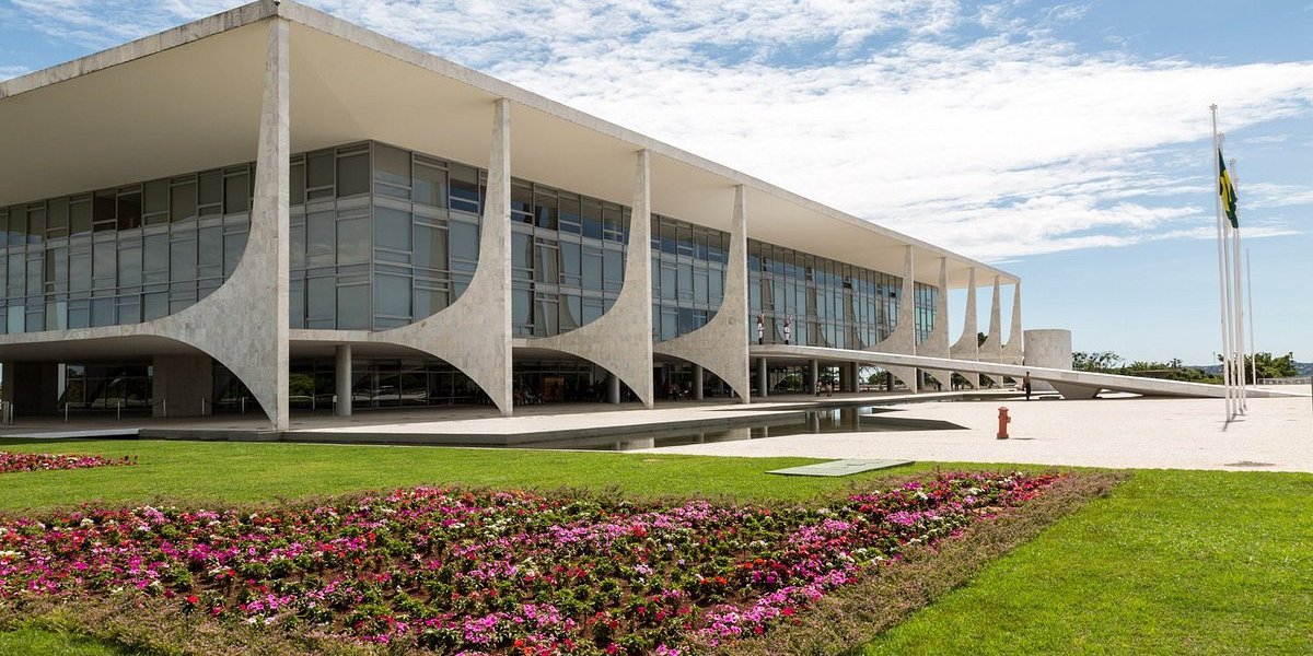 Governo veta projeto de lei que equipara tempo de estágio à experiência profissional