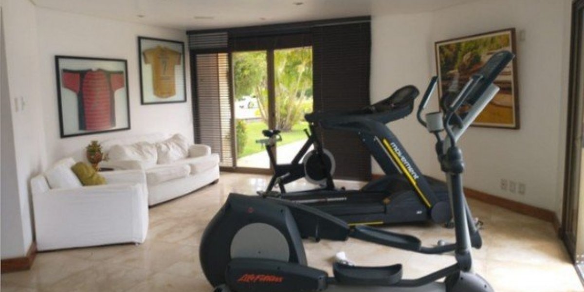 Equipamentos de academia são devolvidos ao Vitória