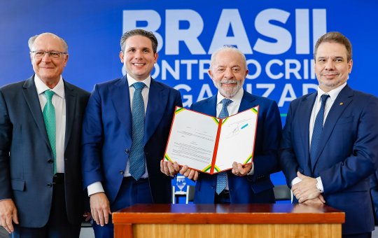 Lula anúncia investimento de R$ 11 bilhões em programa de desarticulação ao crime organizado