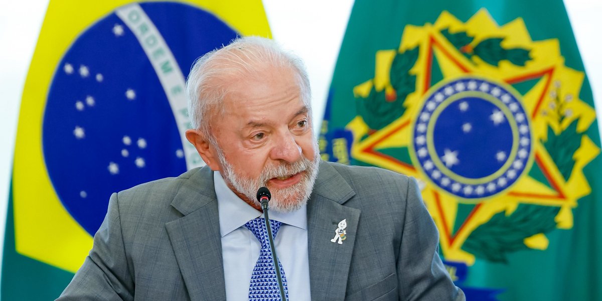 Governo Lula zera imposto federal da "taxa das blusinhas"