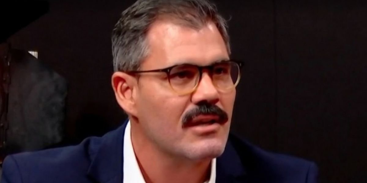 Juliano Cazarré diz que “mais mulheres mataram homens” e fala gera polêmica