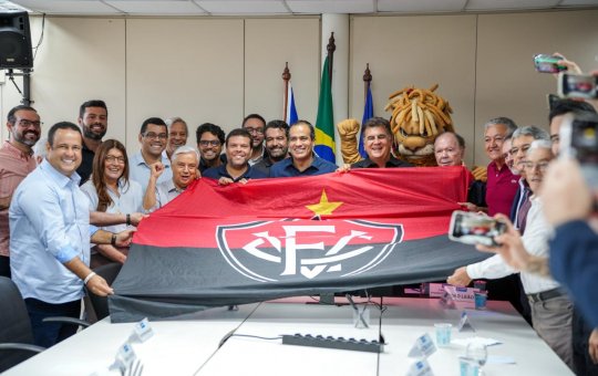 Prefeitura de Salvador recebe documentação do Vitória para autorizar obra da Arena Barradão