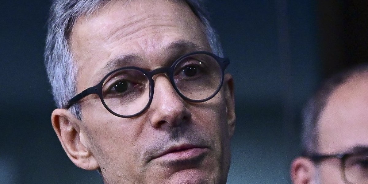 Romeu Zema fala sobre cobrança de Flávio Bolsonaro a Vorcaro: 'Imperdoável'