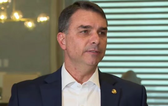 Produtora de filme sobre Bolsonaro nega ter recebido dinheiro de Vorcaro