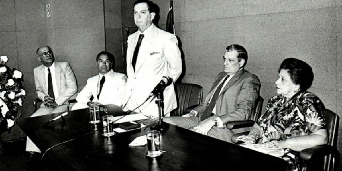 Renato Simões, ex-superintendente do jornal A Tarde, morre aos 96 anos