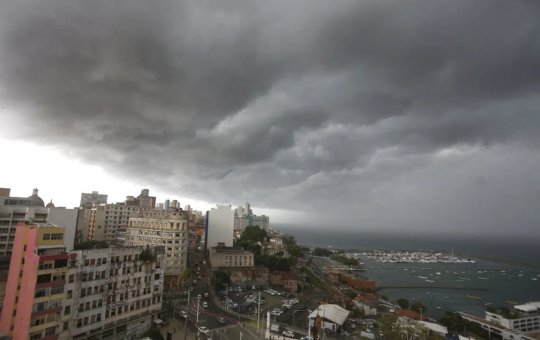 Previsão do tempo em Salvador: fim de semana terá sol entre nuvens e chance de chuva entre os dias 15 e 17