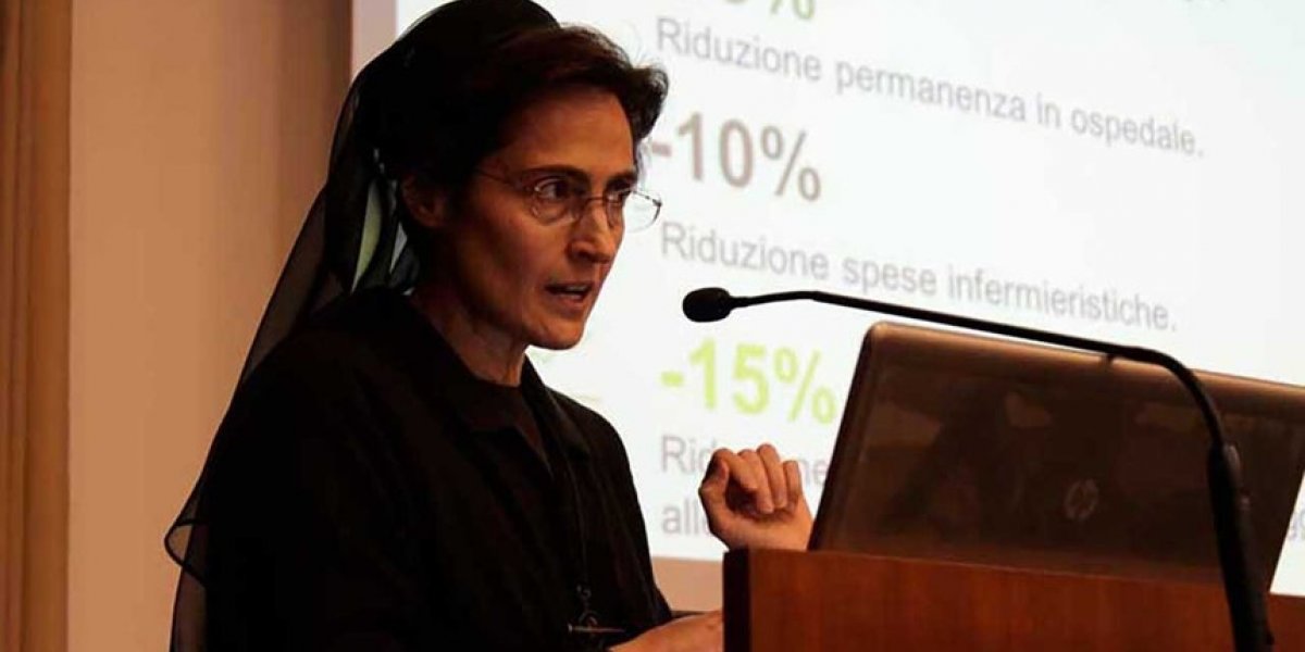 Freira franciscana é a primeira mulher "número dois" do Vaticano