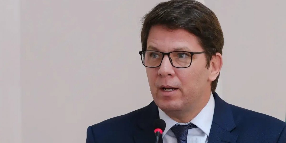 Mário Frias volta atrás e confirma dinheiro de empresa ligada ao Master em filme sobre Bolsonaro