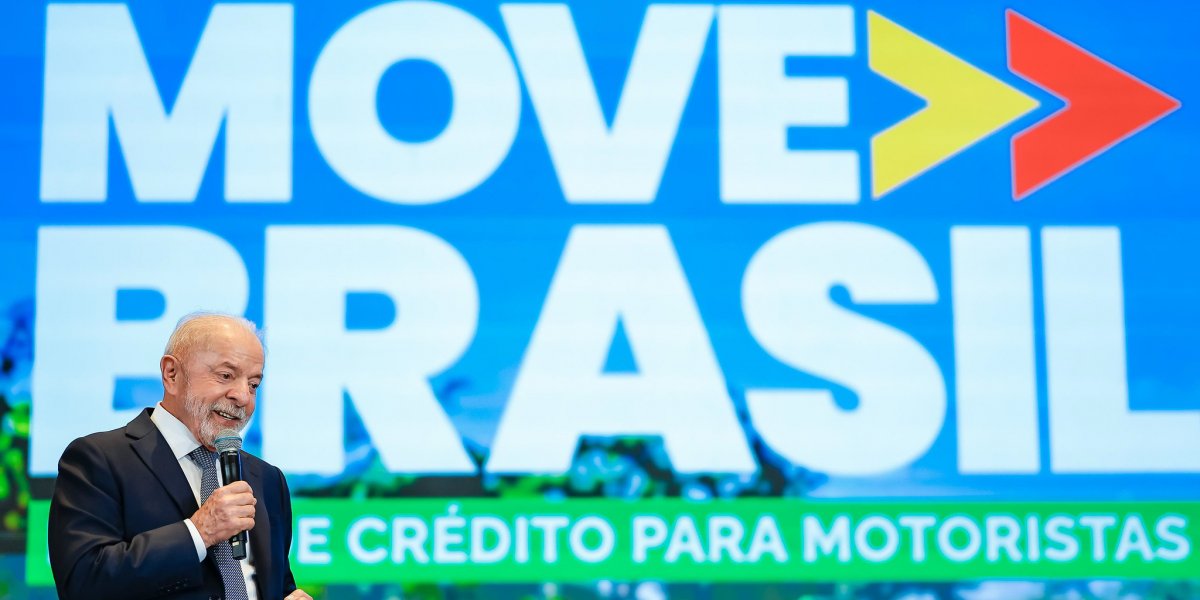 Em tom humorado, Lula proíbe que motoristas de app busquem a 1ª dama para reclamar: 'só não mexam com a Janja'