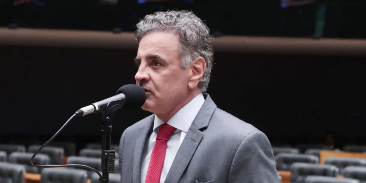 Aécio Neves