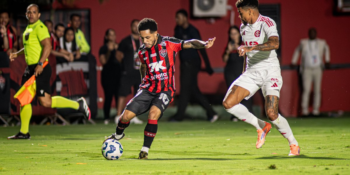 Matheuzinho tenta lançamento