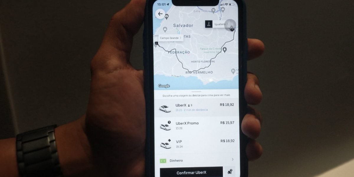 Uber: Usuários do app reclamam de cancelamentos e demora na opção Promo