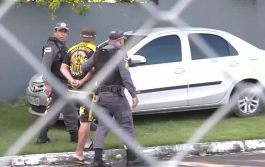 Árbitro aciona protocolo antirracismo e torcedor é detido em partida da Série C