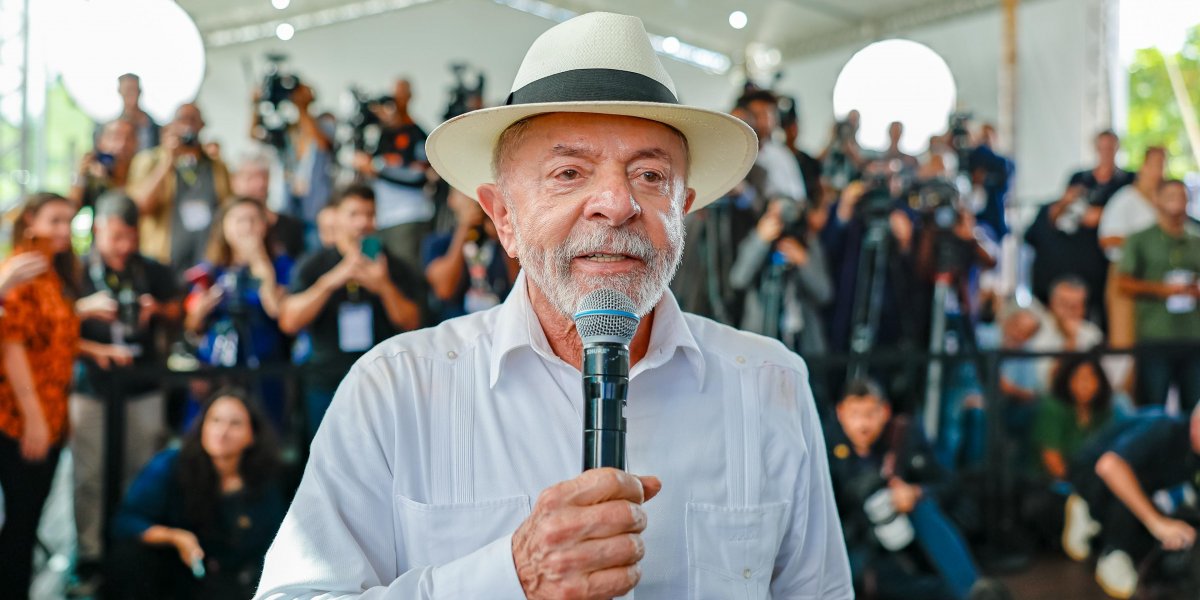 Lula inicia tratamento de radioterapia preventiva após retirada de lesão no couro cabeludo